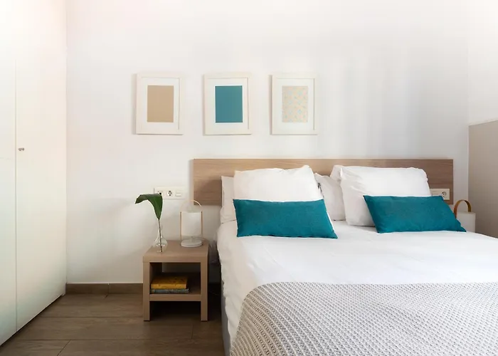 Feelathome Plaza Apartments